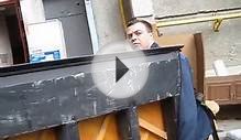 Грузчики Воронеж как спустить пианино посмотрите.